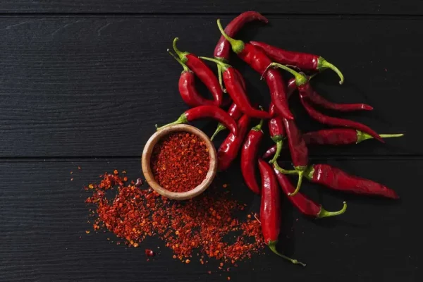 Does Cayenne Pepper Hurt Birds? Explained